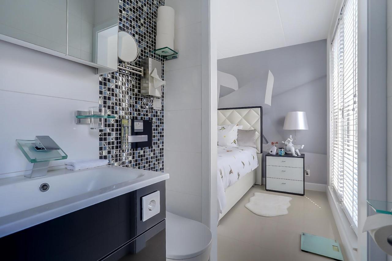 B&B Modern Times Амстердам Екстериор снимка